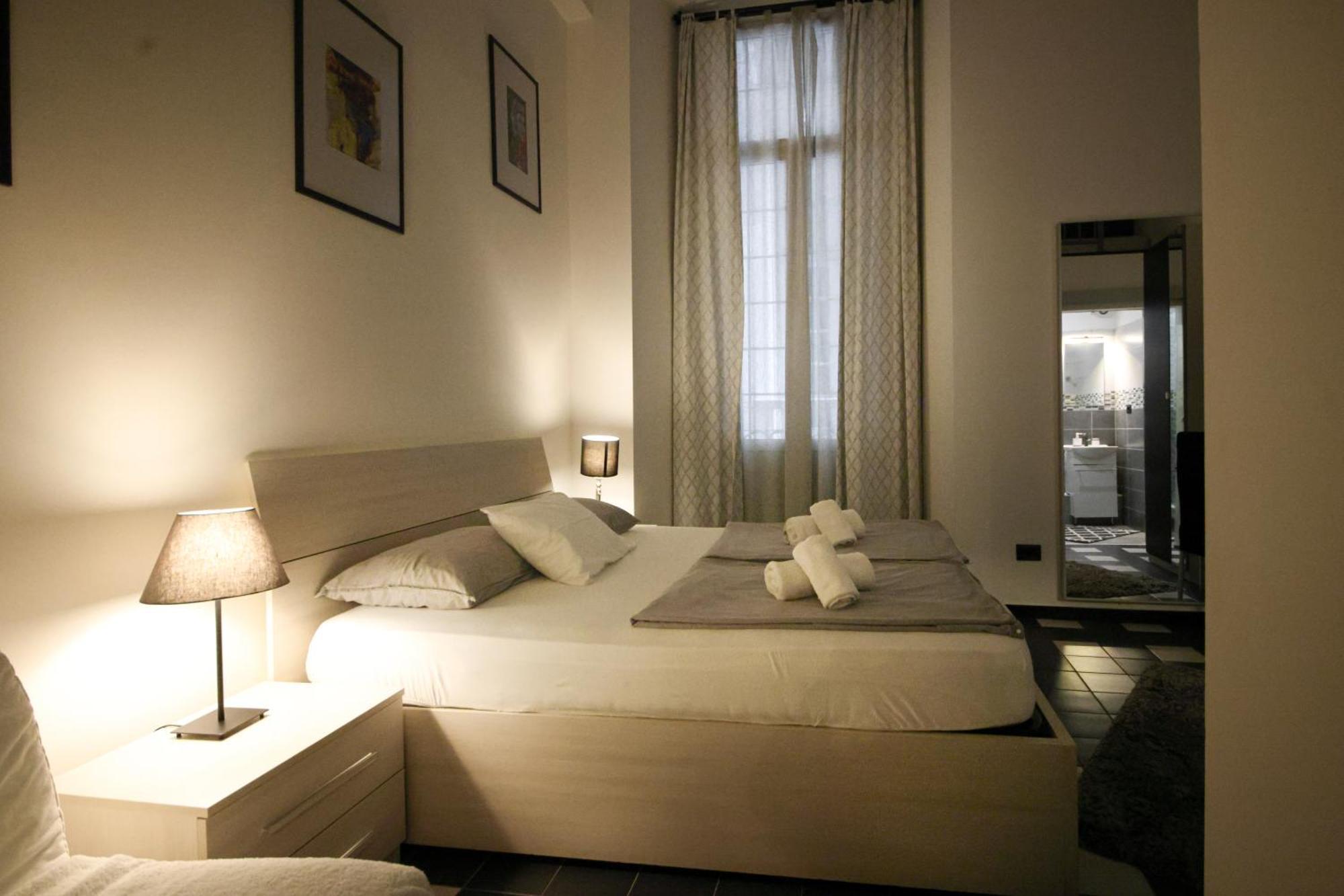 Nik Rooms Genova Eksteriør billede