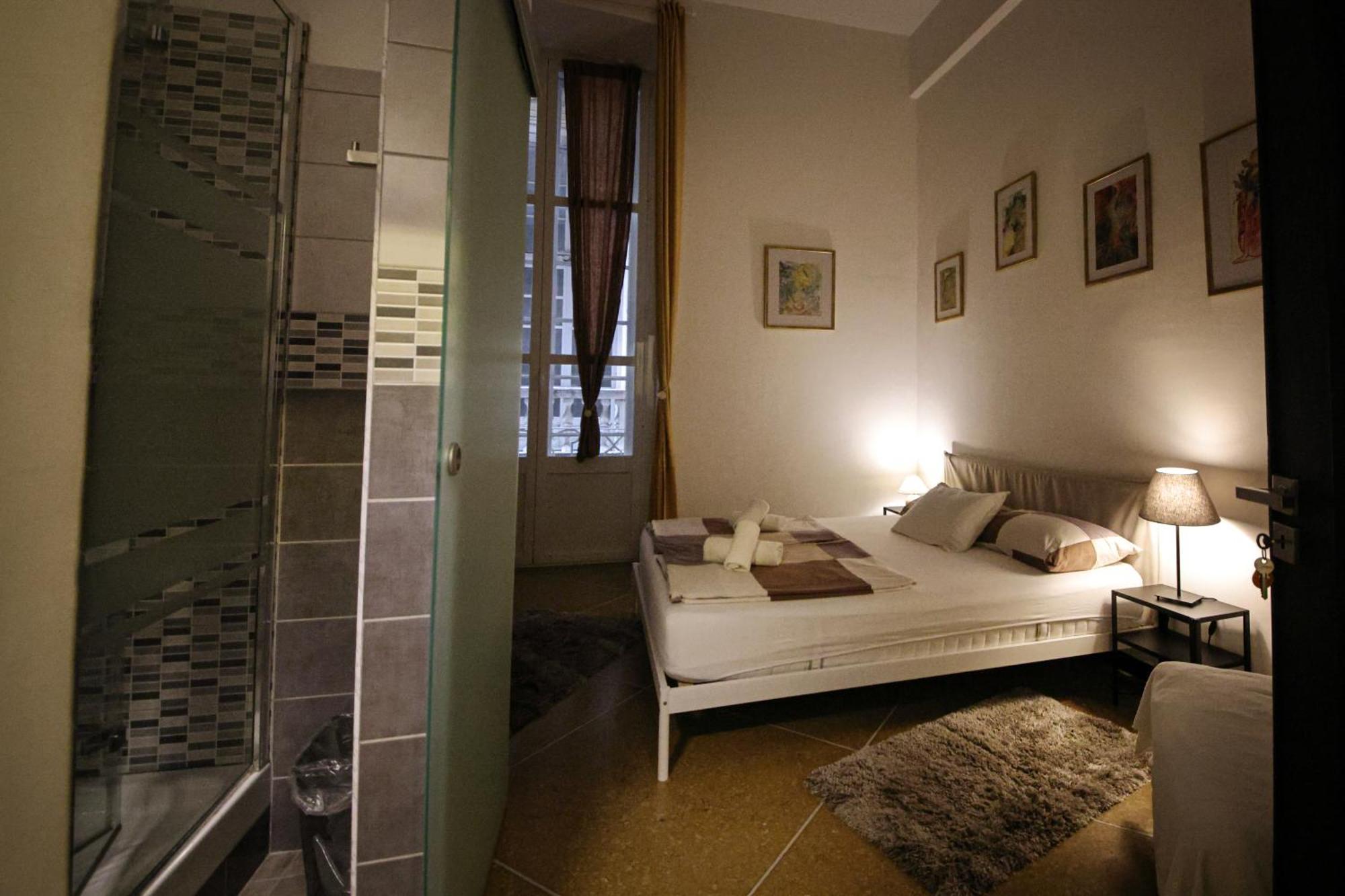 Nik Rooms Genova Eksteriør billede